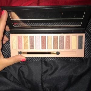 NAKED 12 color eyeshadow pallet